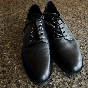 The Wishbone Collection size 8.5 Oxfords